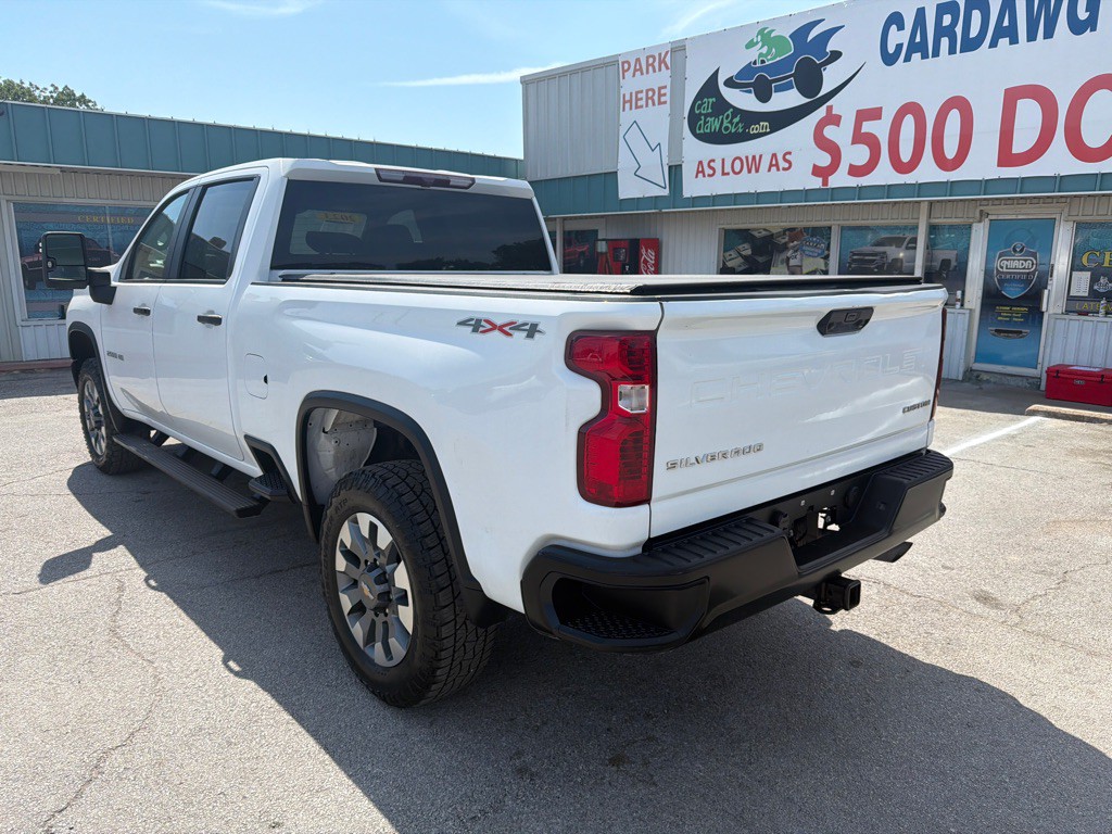 2023 Chevrolet Silverado 1500 Image 3