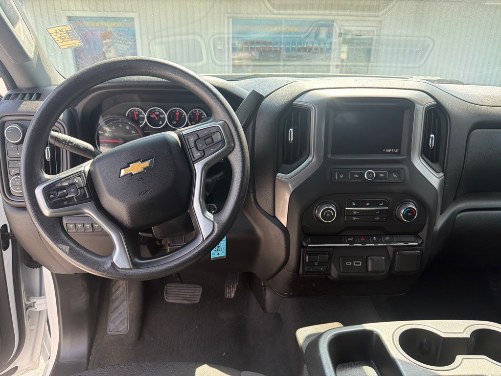 2023 Chevrolet Silverado 1500 Image 11