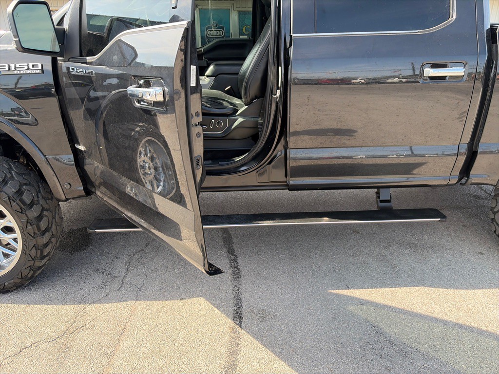 2015 Ford F-150 Image 12