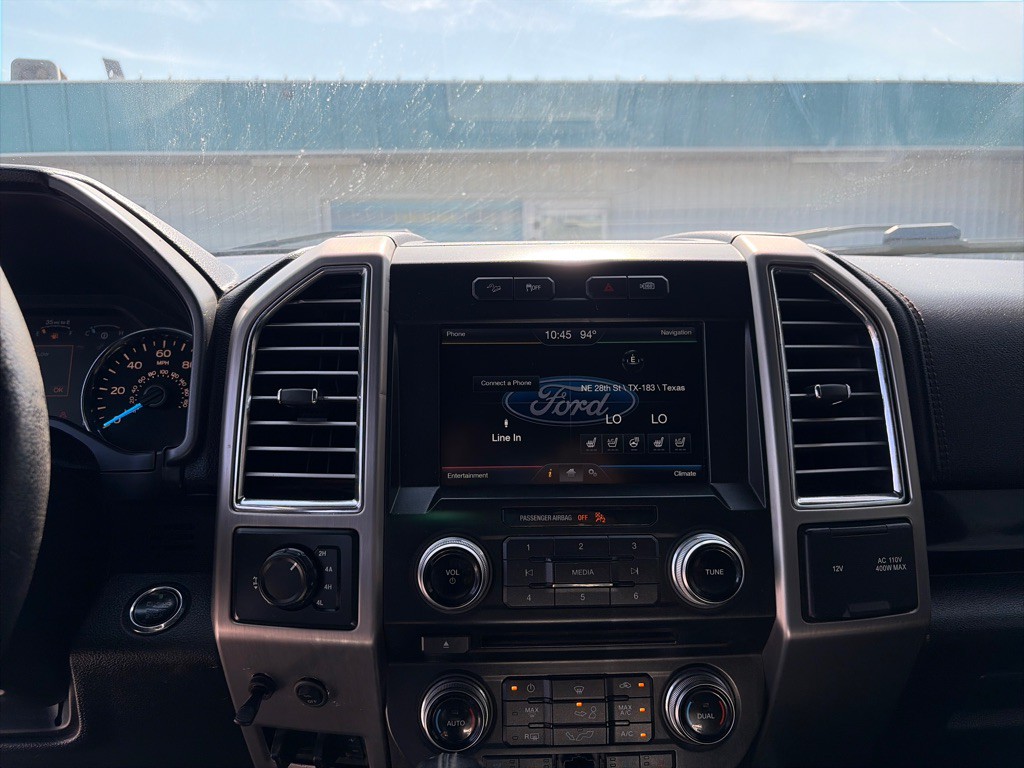 2015 Ford F-150 Image 17