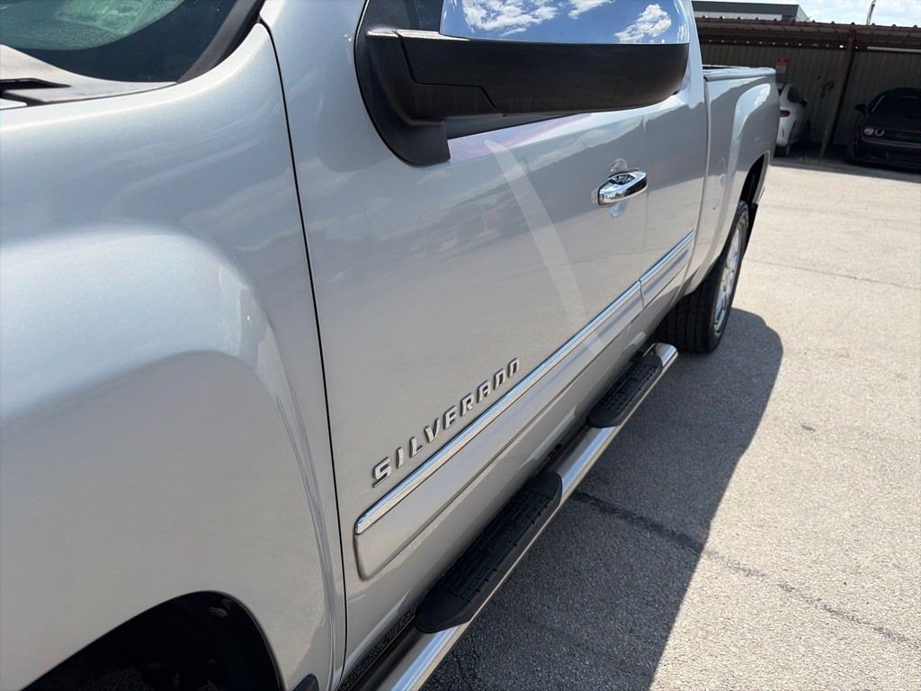 2010 Chevrolet Silverado 1500 Image 10