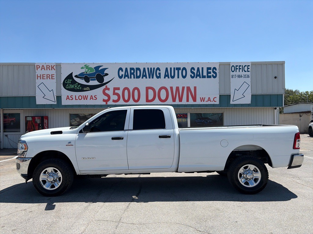 2021 RAM 3500 Image 2