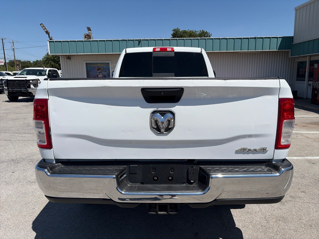 2021 RAM 3500 Image 4