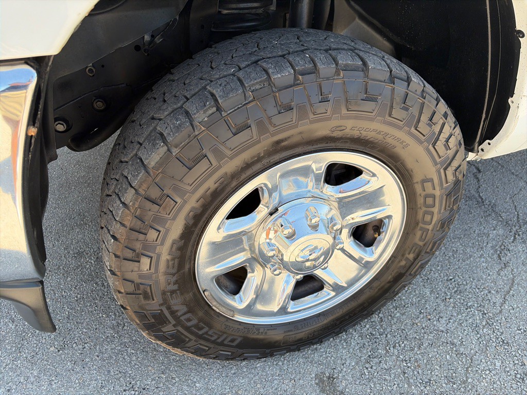 2021 RAM 3500 Image 9