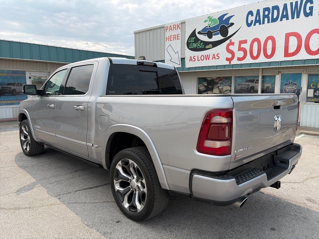 2021 RAM 1500 Image 3