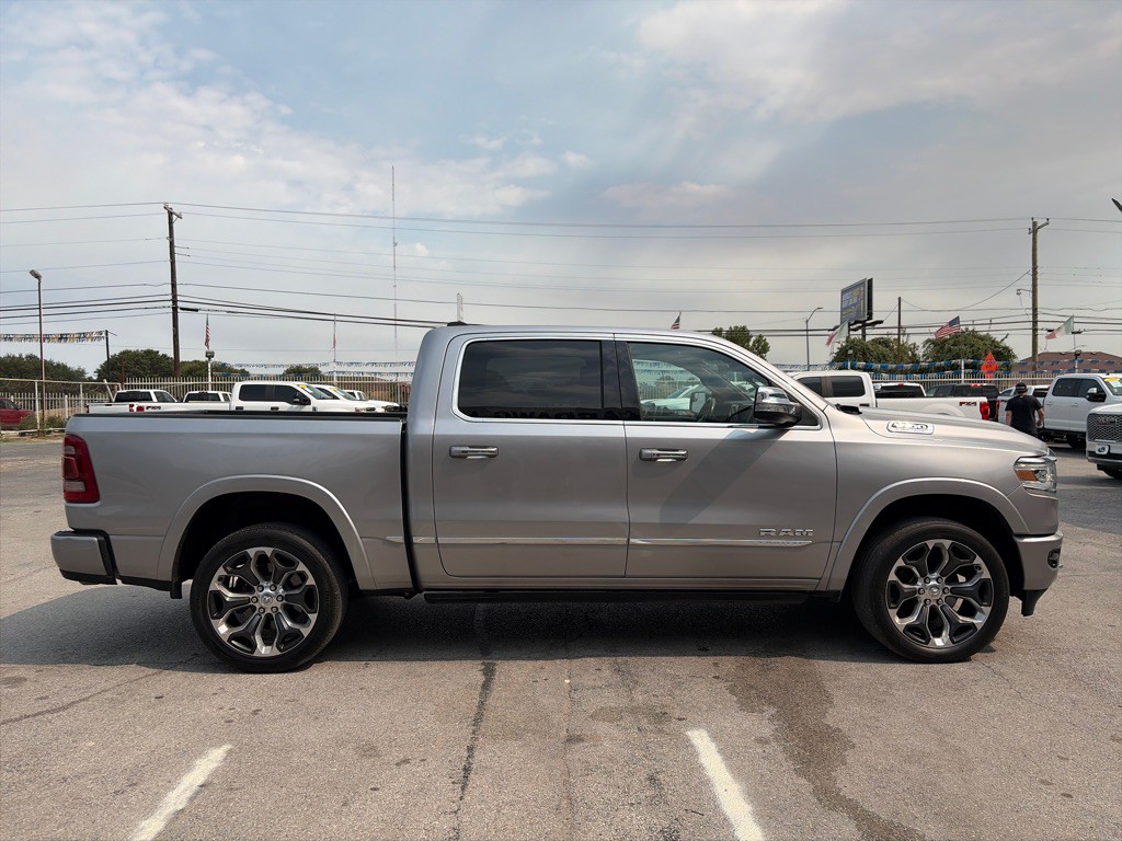 2021 RAM 1500 Image 8