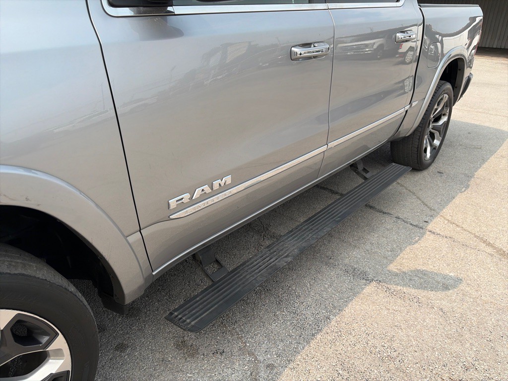 2021 RAM 1500 Image 11