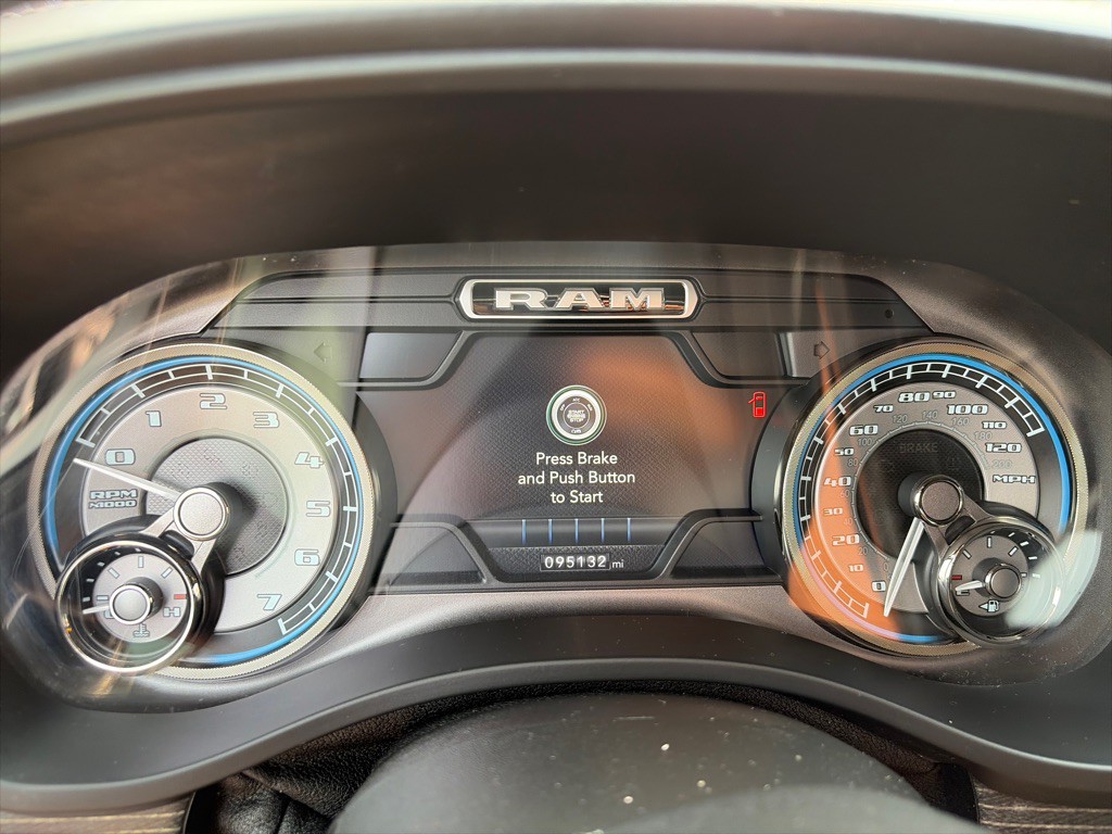 2021 RAM 1500 Image 18