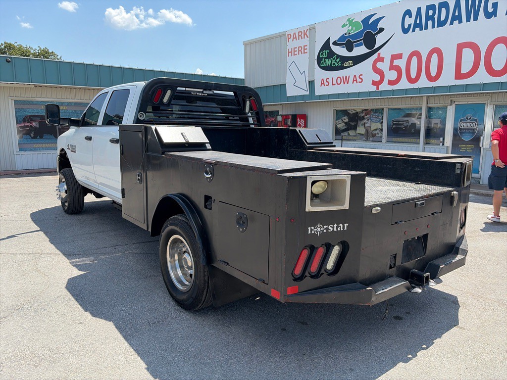 2017 RAM 3500 Image 3