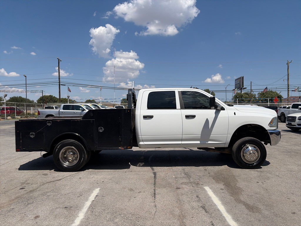 2017 RAM 3500 Image 8