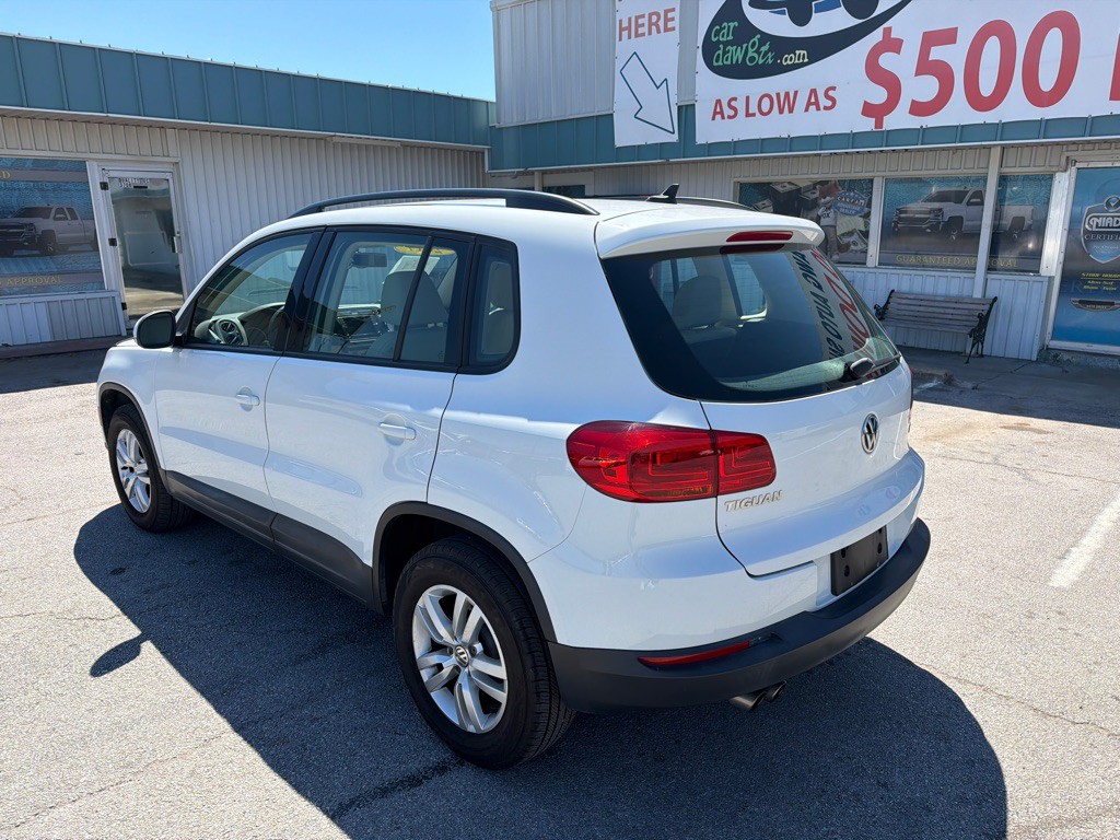 2017 Volkswagen Tiguan Image 3