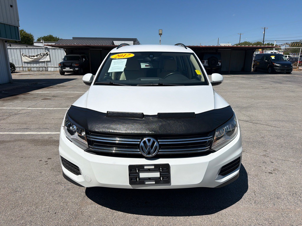 2017 Volkswagen Tiguan Image 8