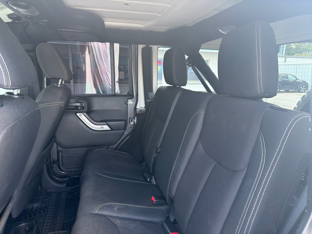 2017 Jeep Wrangler Unlimited Image 10