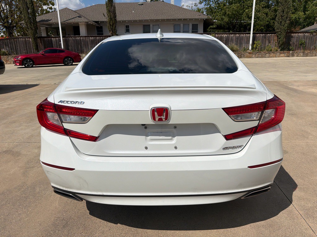 2020 Honda Accord Image 4