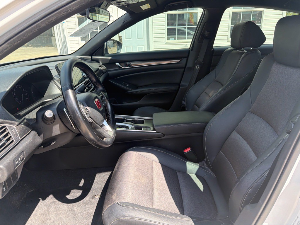 2020 Honda Accord Image 10