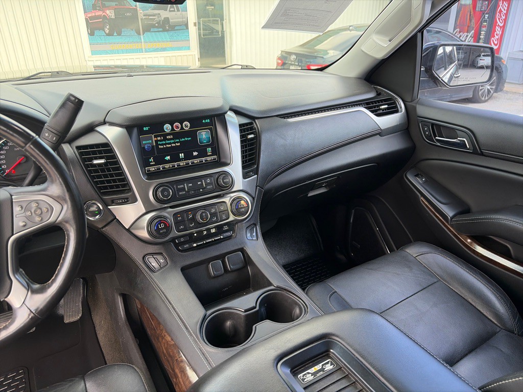 2015 Chevrolet Tahoe Image 17