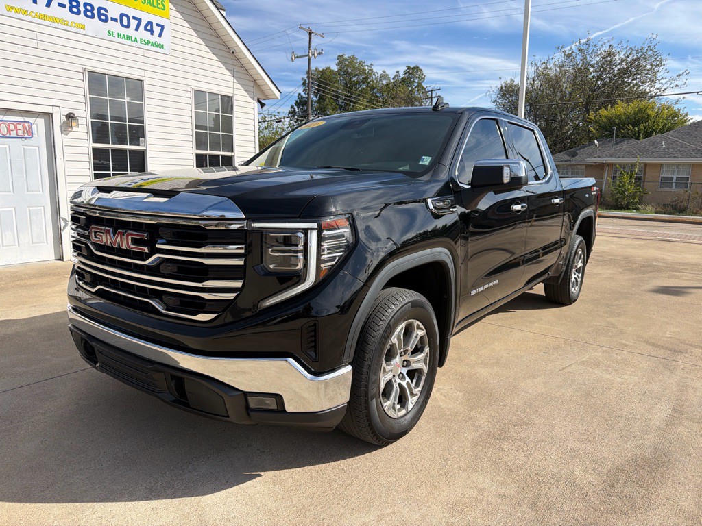 2024 GMC Sierra Image 1