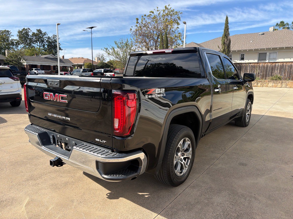 2024 GMC Sierra Image 5