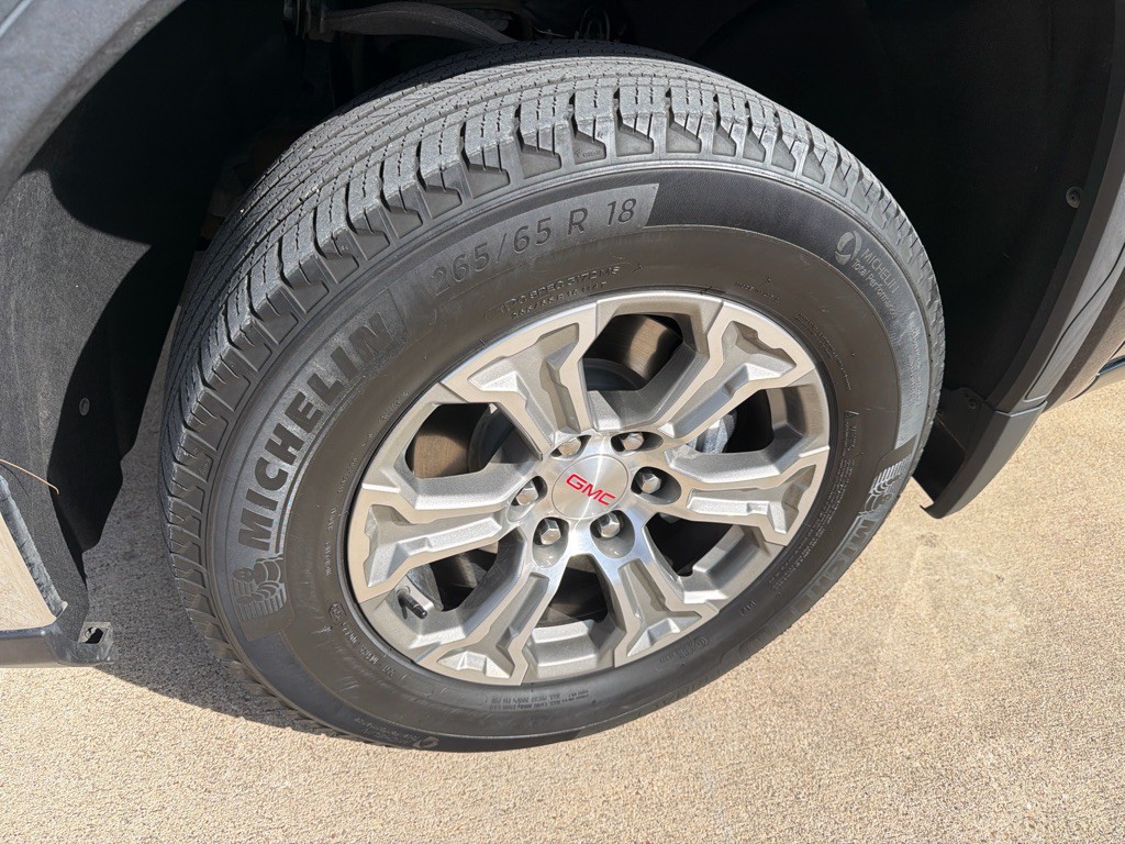 2024 GMC Sierra Image 11