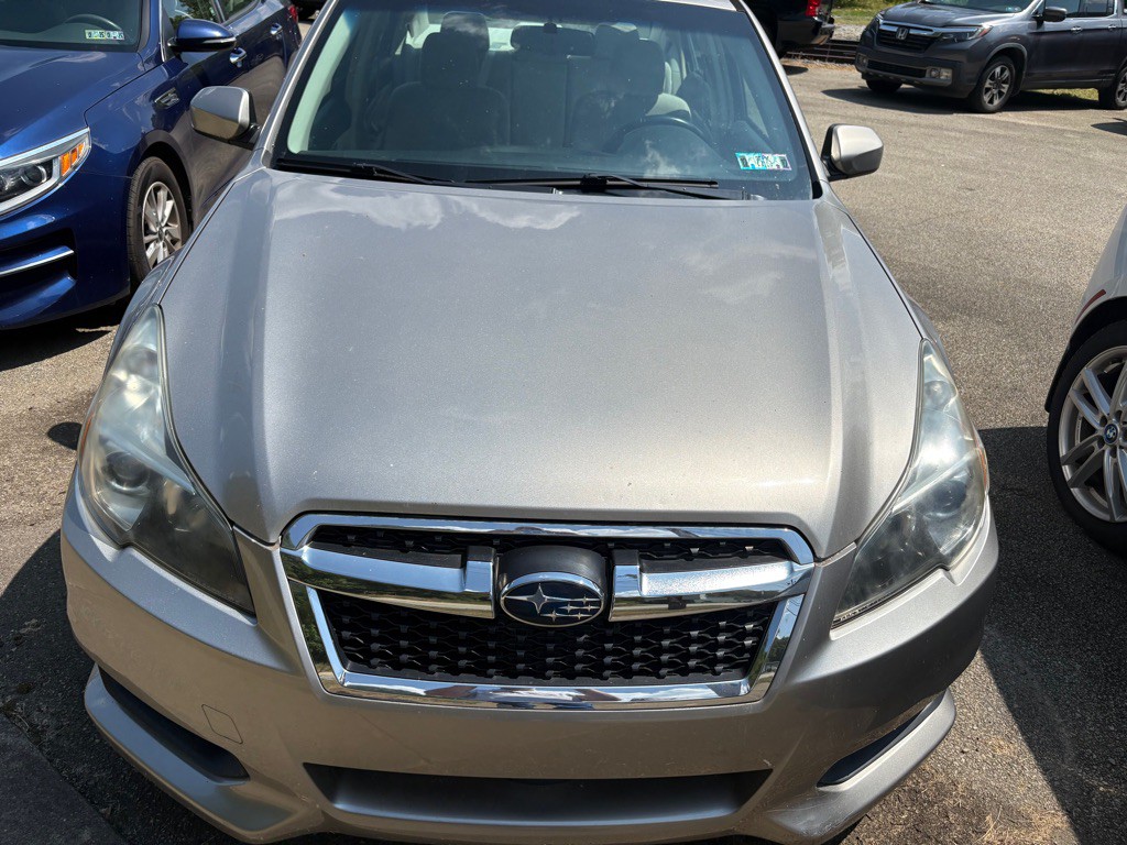 2014 Subaru Legacy Image 1