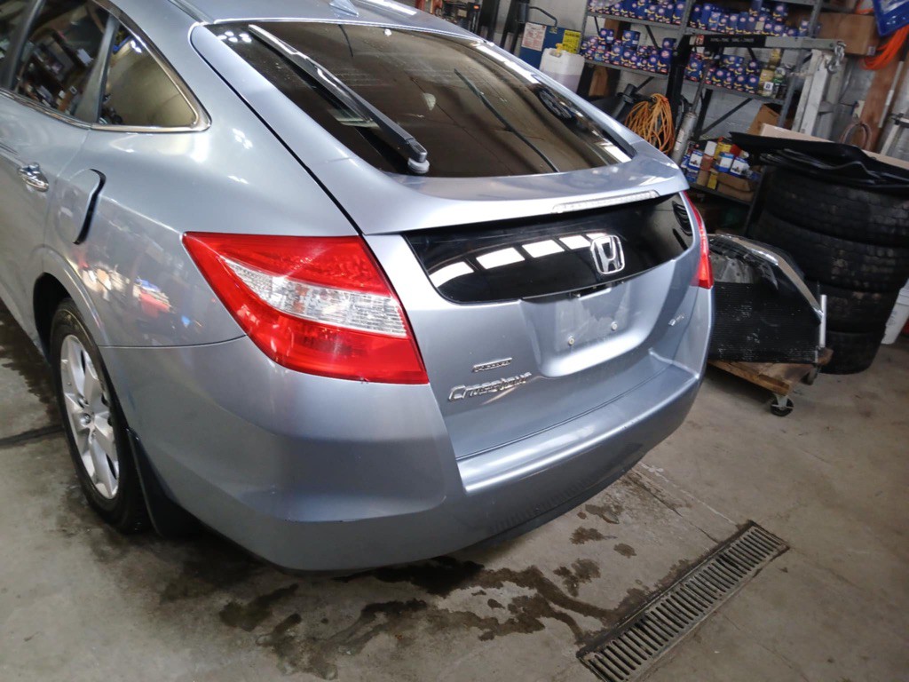 2010 Honda Crosstour Image 4