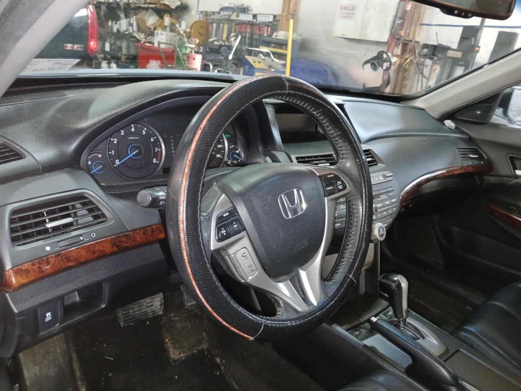 2010 Honda Crosstour Image 5