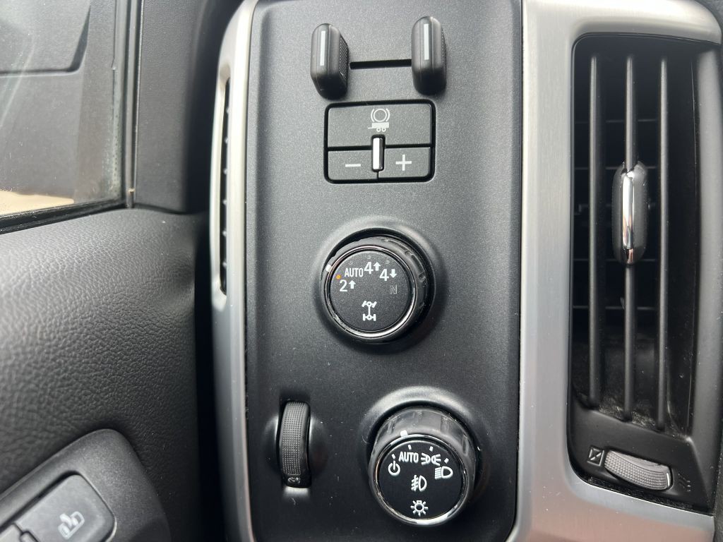2018 GMC Sierra Image 9