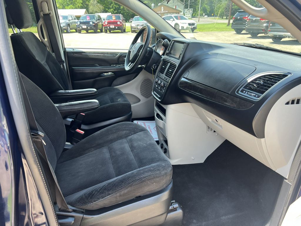 2017 Dodge Grand Caravan Image 14
