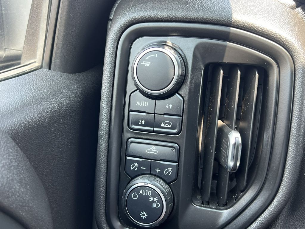 2019 Chevrolet Silverado 1500 Image 9