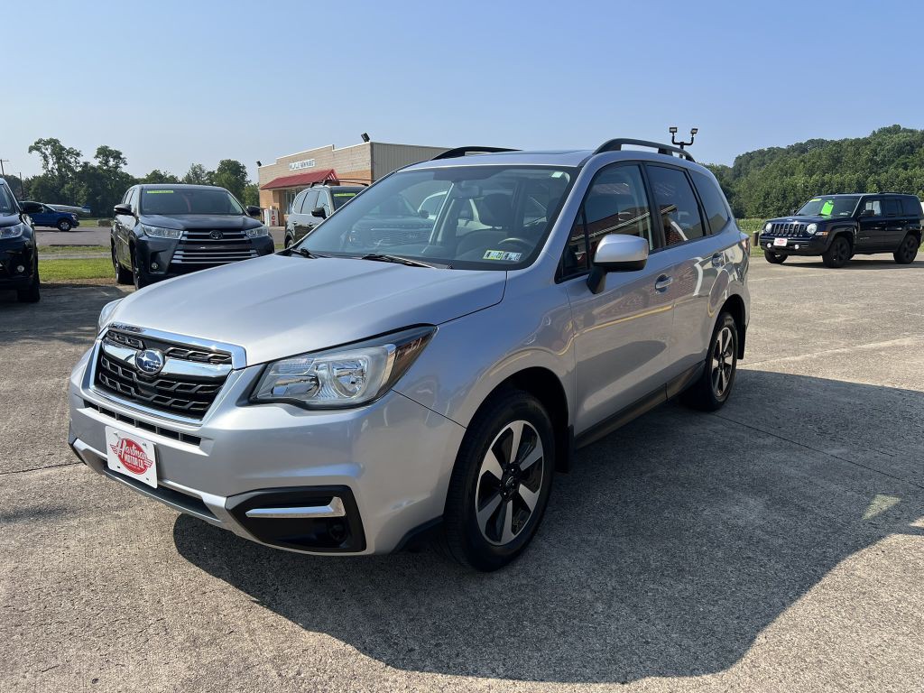 2018 Subaru Forester Image 16