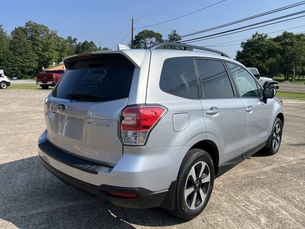 2018 Subaru Forester Image 20