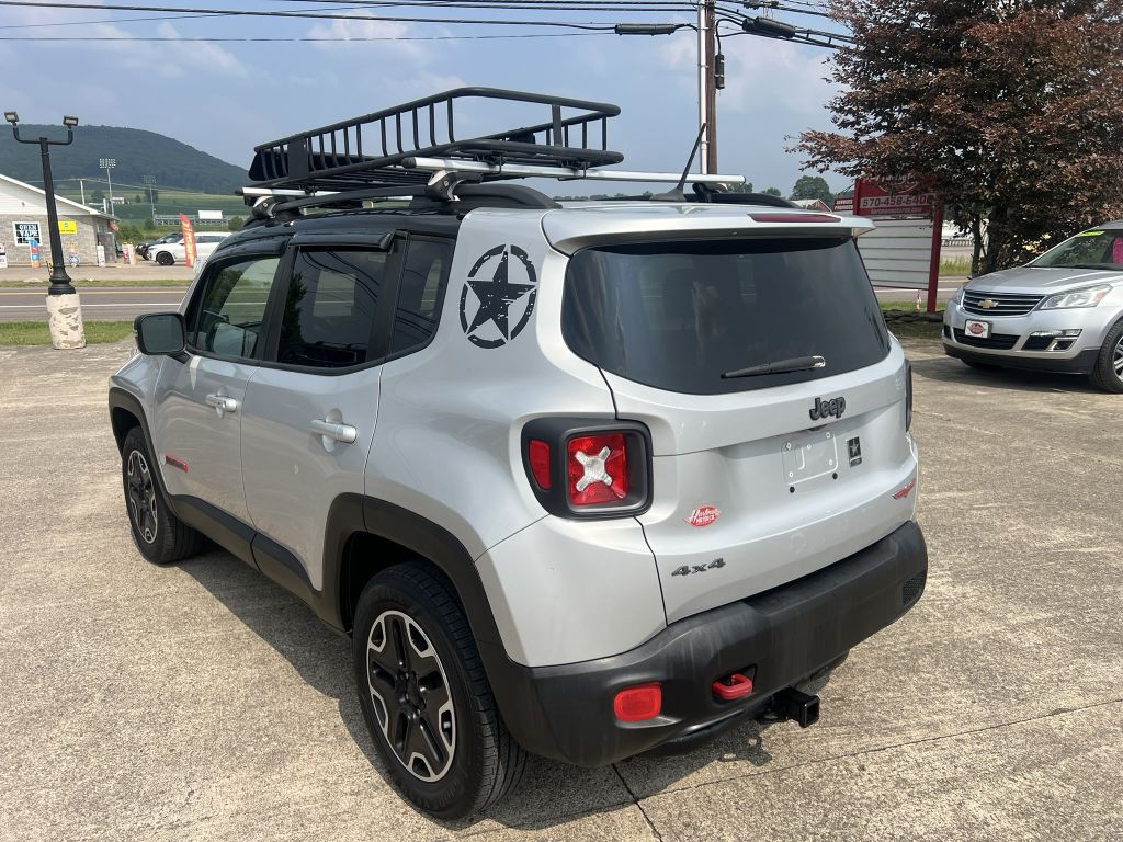 2016 Jeep Renegade Image 19