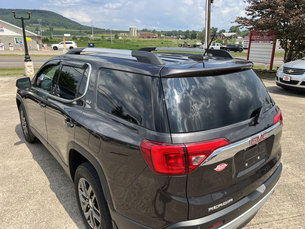 2017 GMC Acadia Image 24