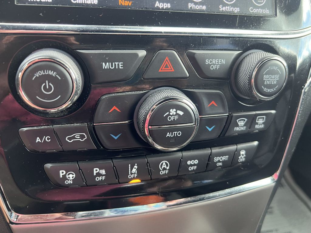 2021 Jeep Grand Cherokee Image 6