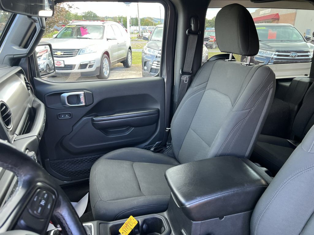 2019 Jeep Wrangler Image 13
