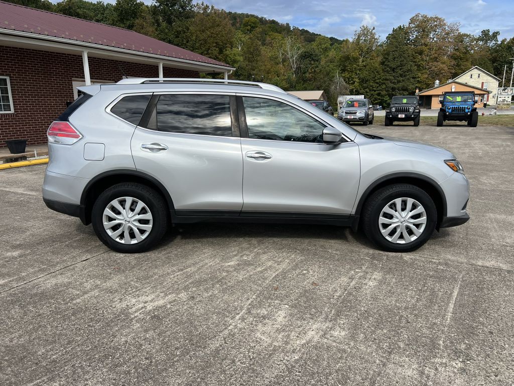 2016 Nissan Rogue Image 12
