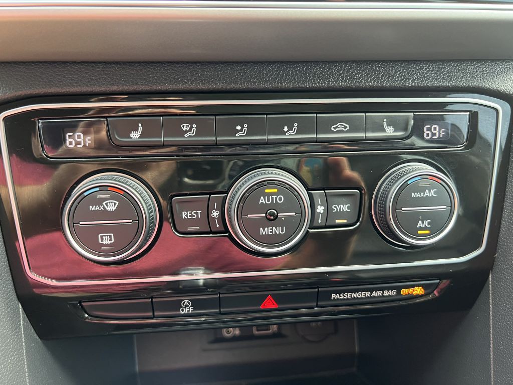 2018 Volkswagen Atlas Image 4