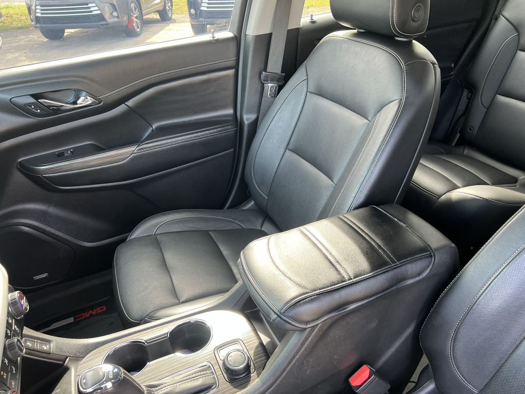 2019 GMC Acadia Image 11