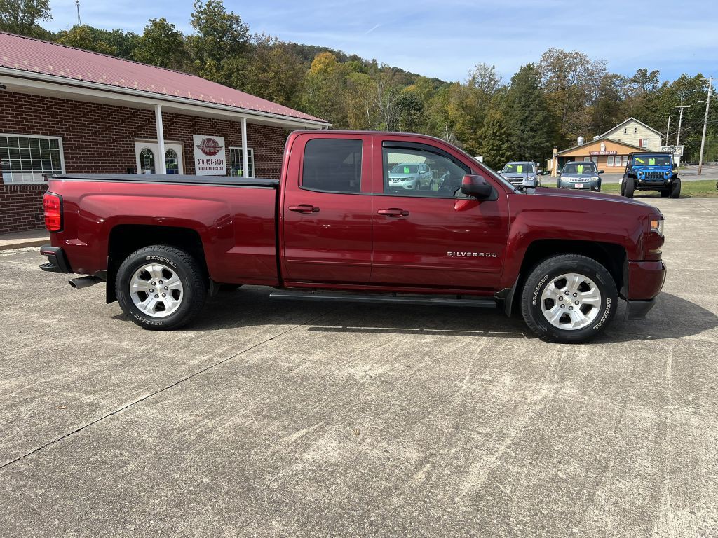 2017 Chevrolet Silverado 1500 Image 1