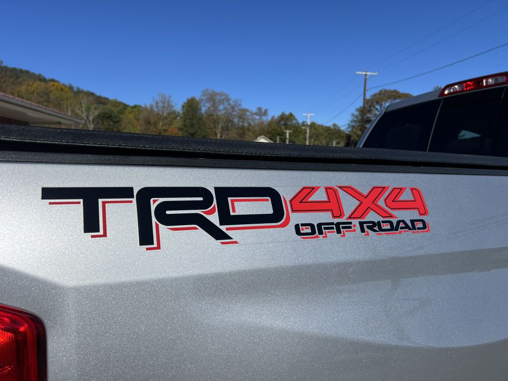 2016 Toyota Tundra Image 15