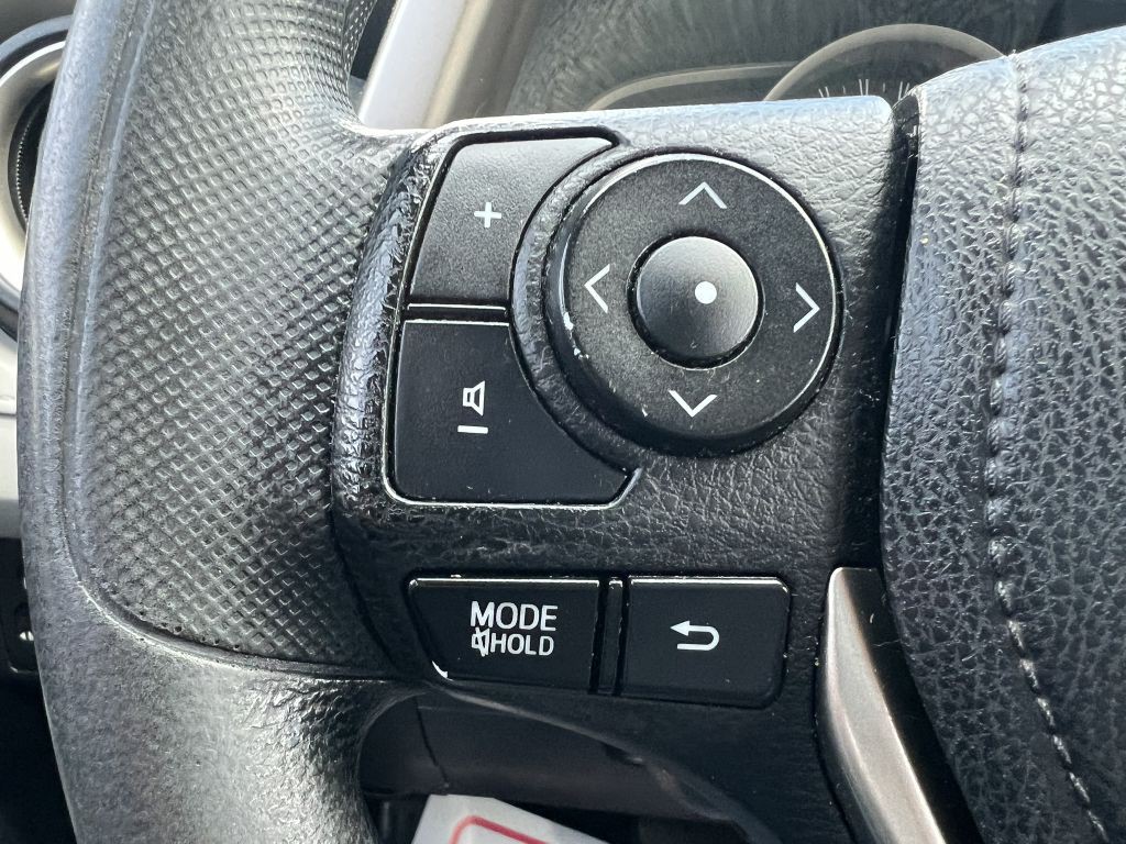 2014 Toyota Rav4 Image 5