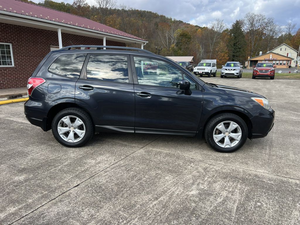 2015 Subaru Forester Image 15