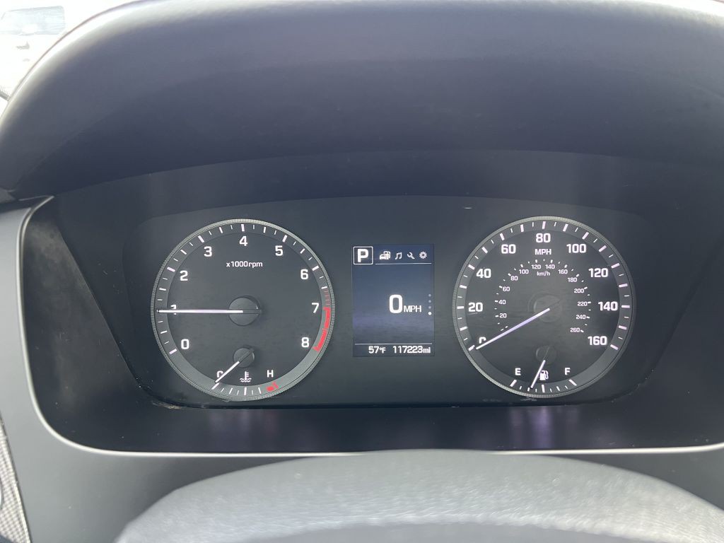 2017 Hyundai Sonata Image 3