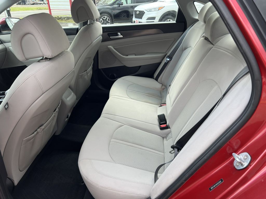 2017 Hyundai Sonata Image 12