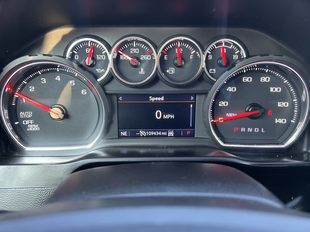 2021 Chevrolet Silverado 1500 Image 3