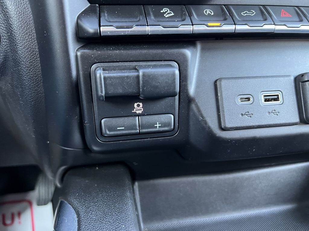 2021 Chevrolet Silverado 1500 Image 9