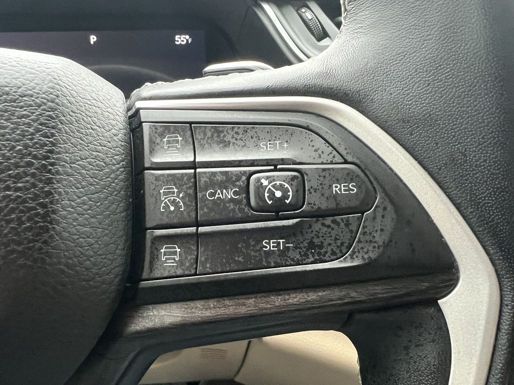 2022 Jeep Grand Cherokee Image 4