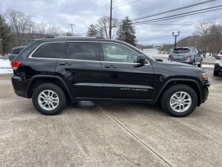 Image for 2019 Jeep Grand Cherokee Laredo ID: 7223058