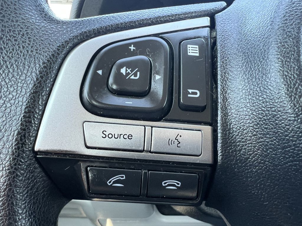 2017 Subaru Forester Image 5