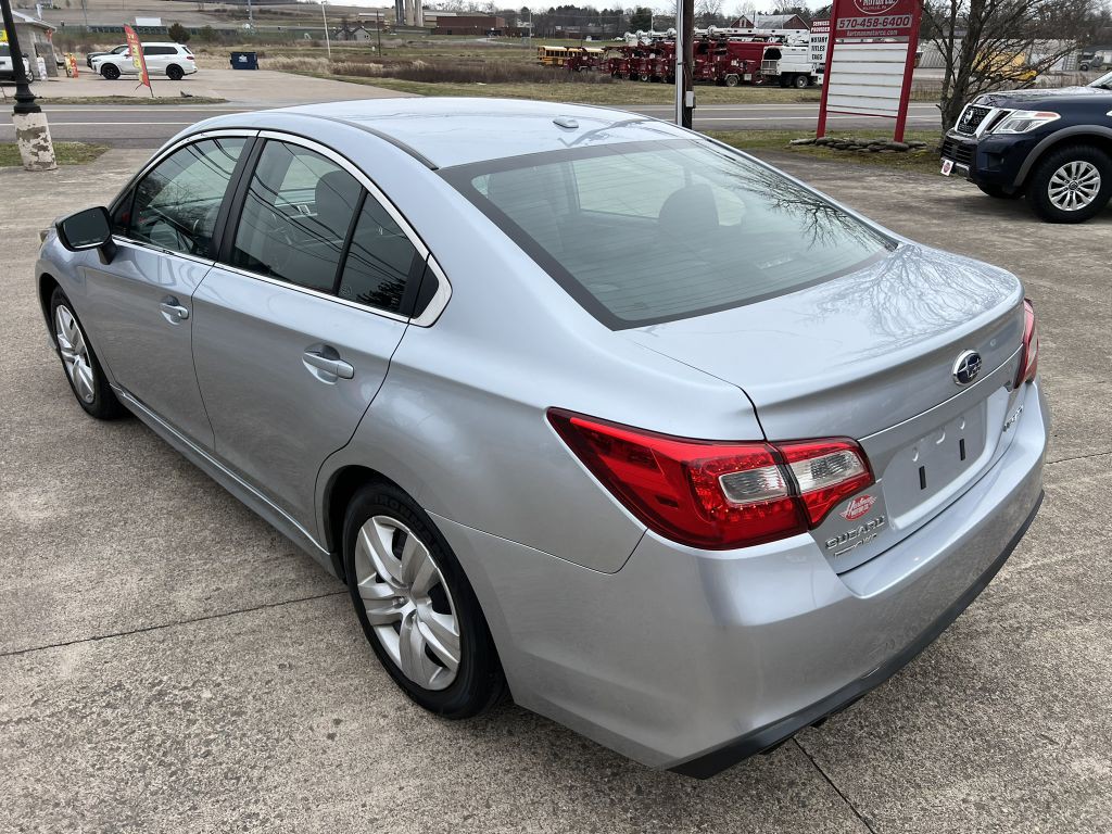 2019 Subaru Legacy Image 13